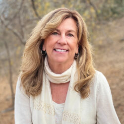 Mimi Slawoff headshot_square