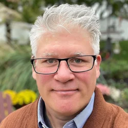 Cameron Collins headshot_square Cameron Collins headshot_square