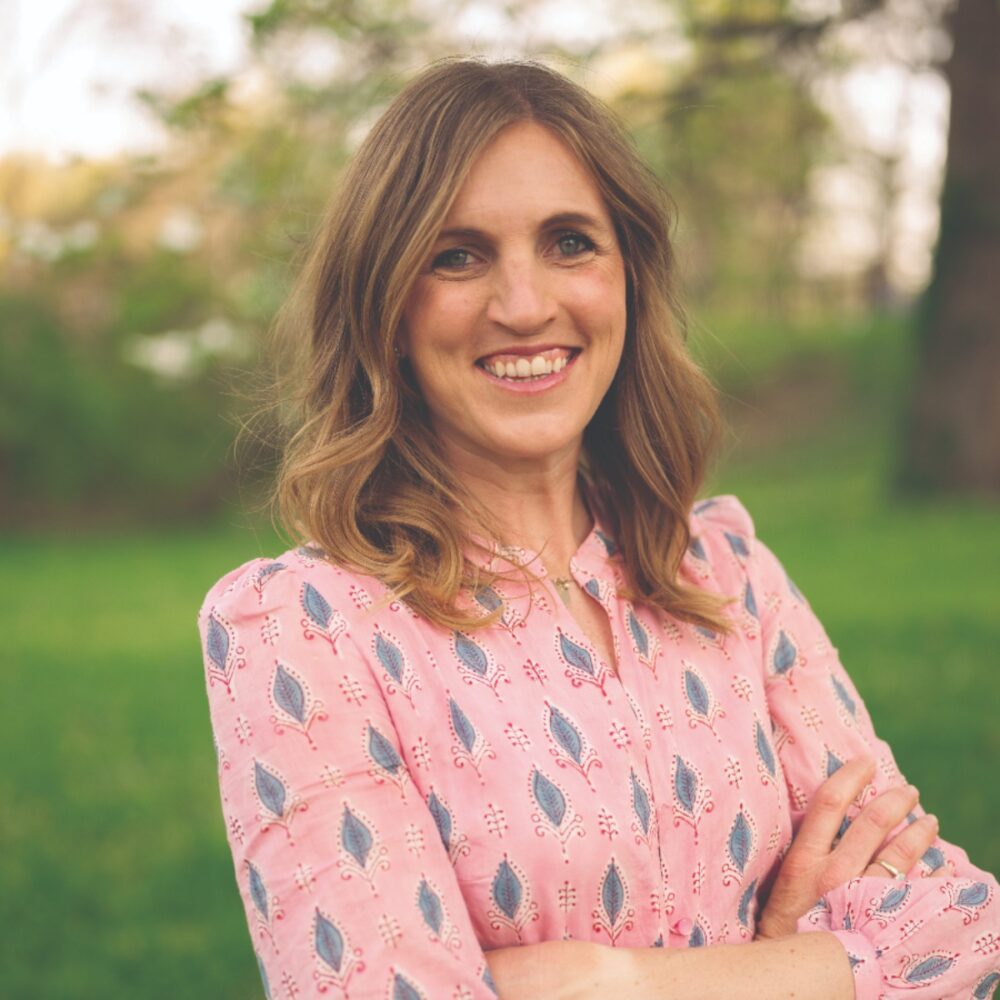 Carolyn Mueller Kelly headshot